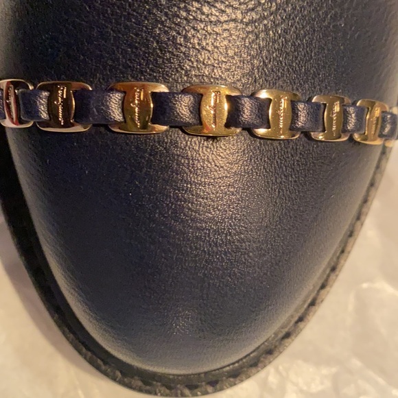 Salvatore Ferragamo signature women’s loafers - Picture 6 of 12